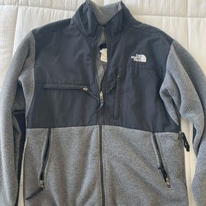 The North Face Denali Men’s Fleece Gray, Medium